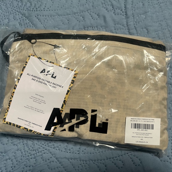 APL Backpack -NIW - Picture 2 of 3